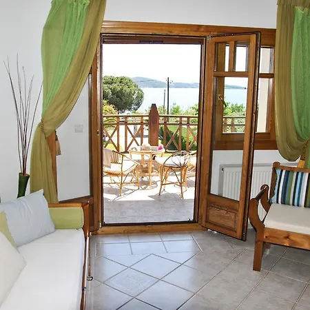 Avalon In Tripiti Beach *