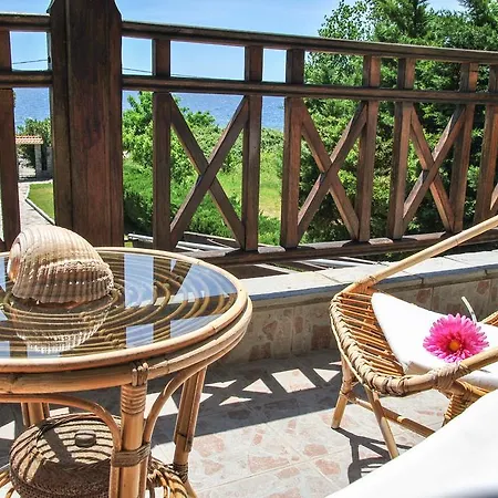Avalon In Tripiti Beach Вилла *