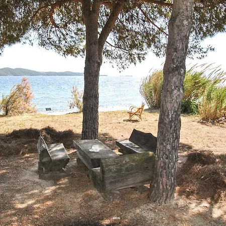 Вилла Avalon In Tripiti Beach *